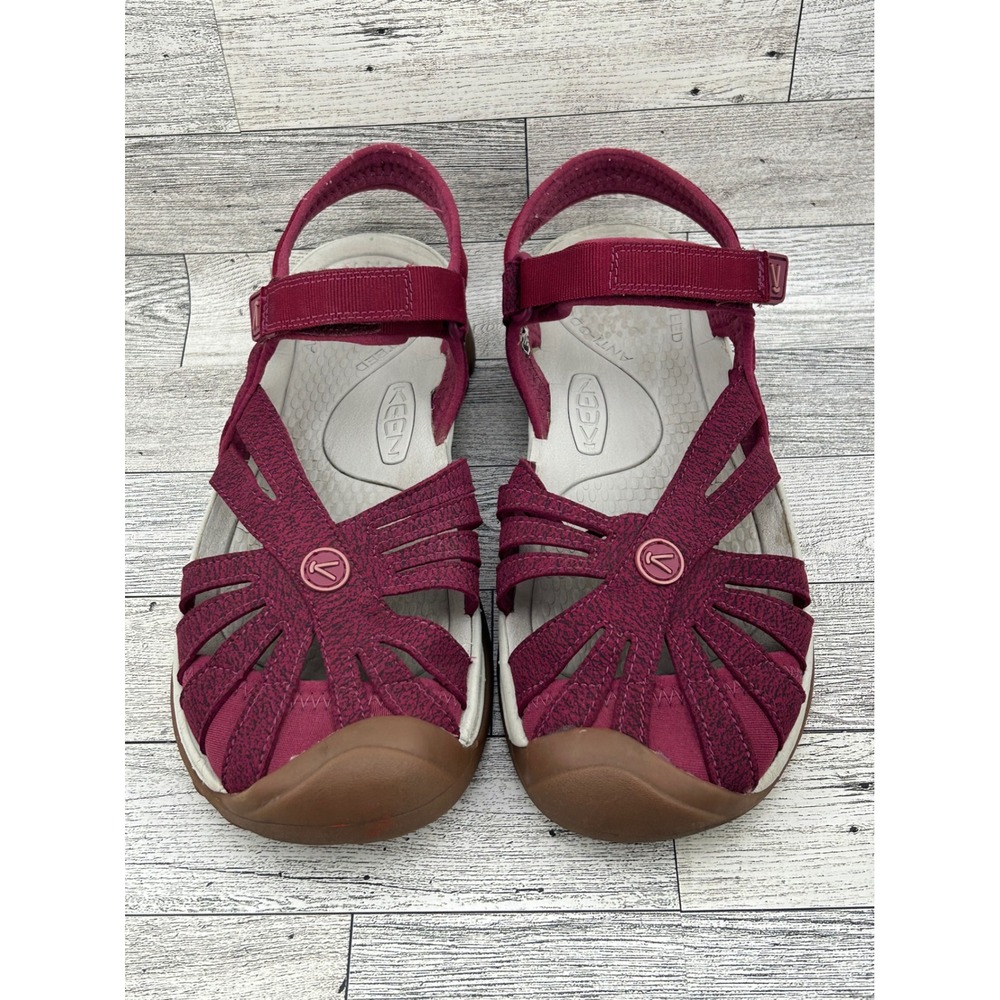 Keen Rose Sandals Women Sz 7 Beet Red Gray Hiking Water Shoes 1022968
